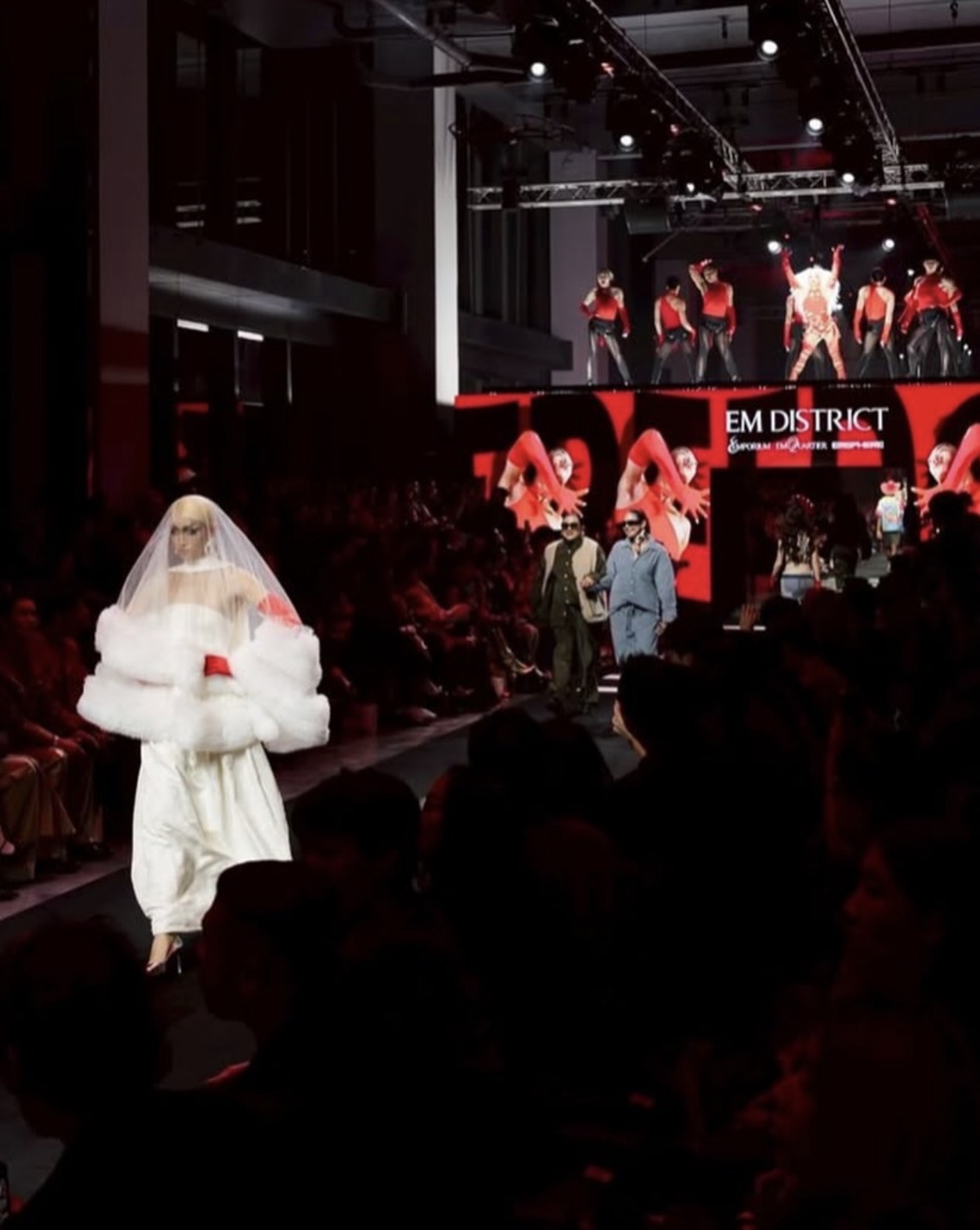EMSPHERE — Fashion Show